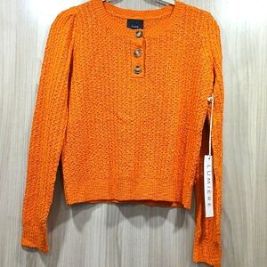 NWT Lumiere Pull Over Sweater Size:Large